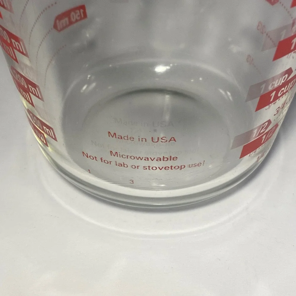 Pyrex Measuring Cup Unisex 2 Cup Clear Vintage Glass Red Markings USA Made